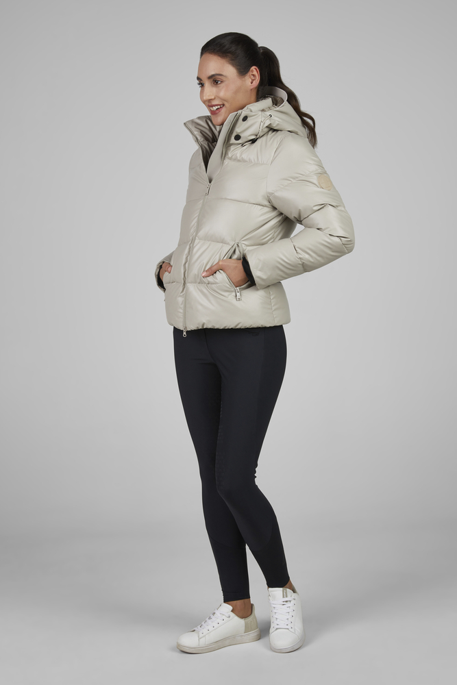 Bekleidung, Mantel, Jacke, Person, Hosen