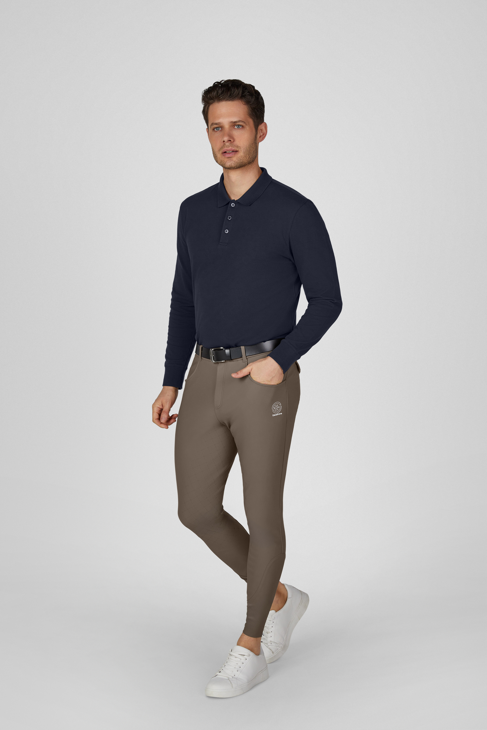 Polohemd, langarmshirt, marineblau, khakifarbene Hose, Gürtel, Polohemd, Langarm, Navy, Slim Fit, Khaki Reitwedel