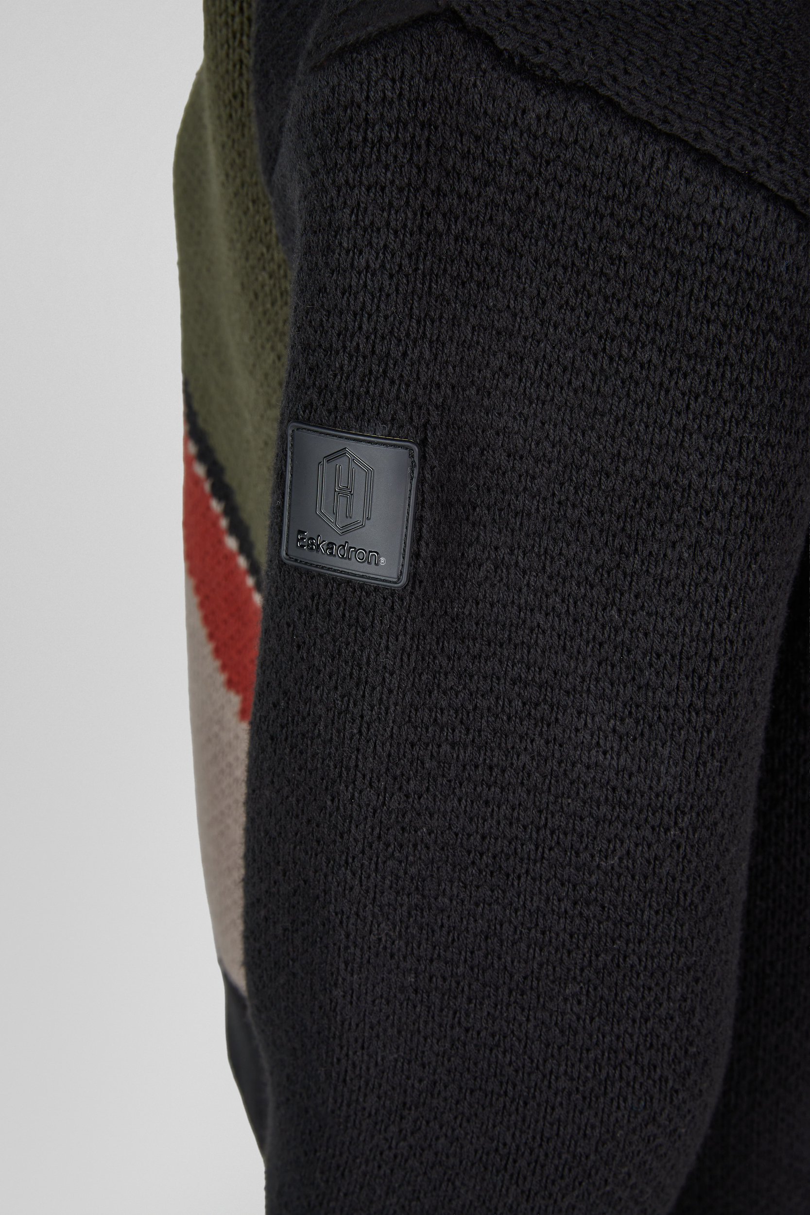 Strickpullover, Strickstoff, Schwarz, Farbblockmuster, Strickpullover, schwarz, Strickmuster, Farbblockdesign
