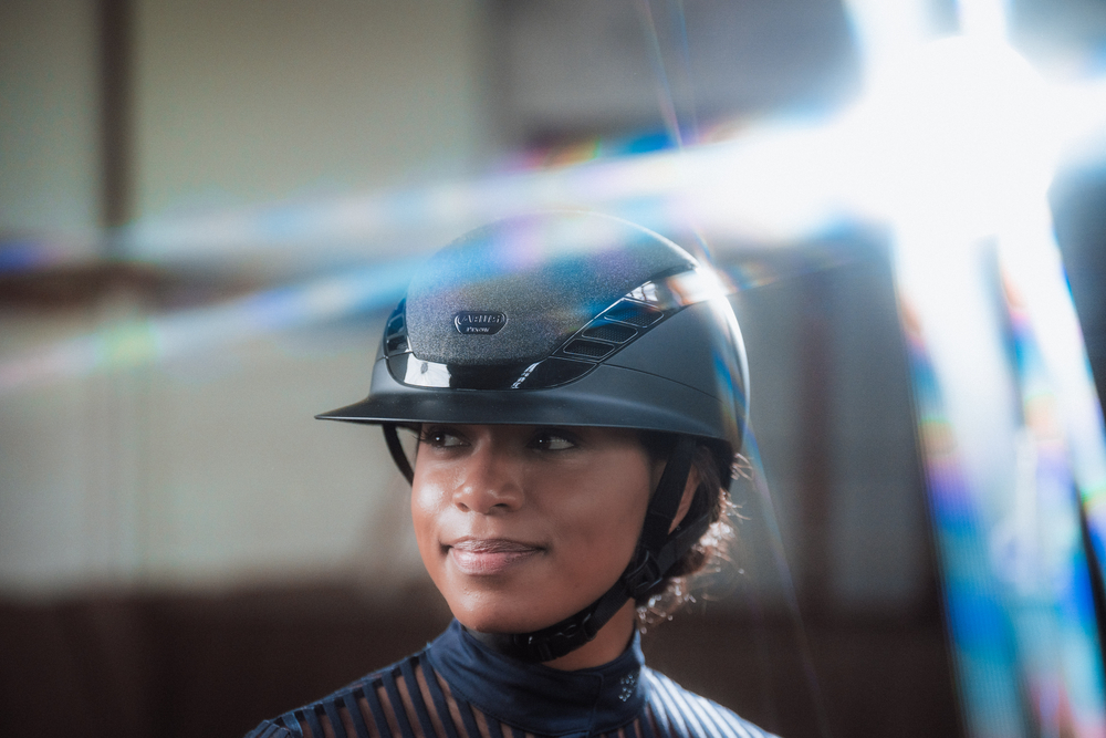 AIRLUXE SUPREME GLAM Long Visor Schutzhelm, Helm, Leute, Person, Gesicht