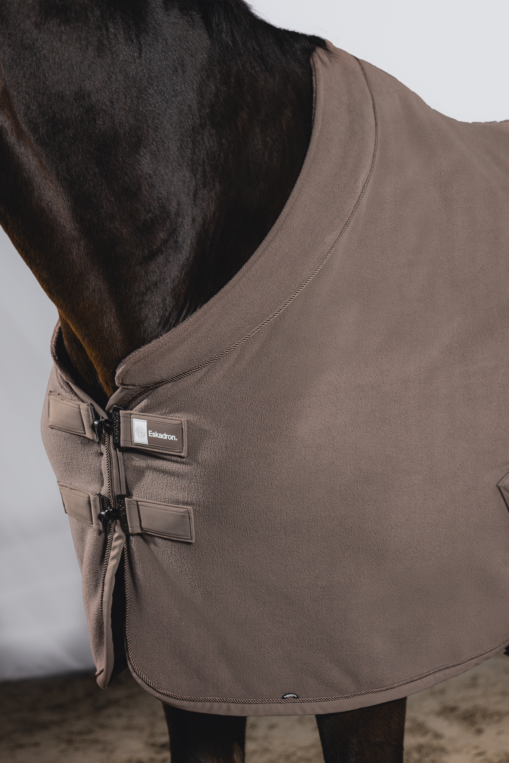 schutzdeckel, stalldecke, decke, horse blanket, verschluss