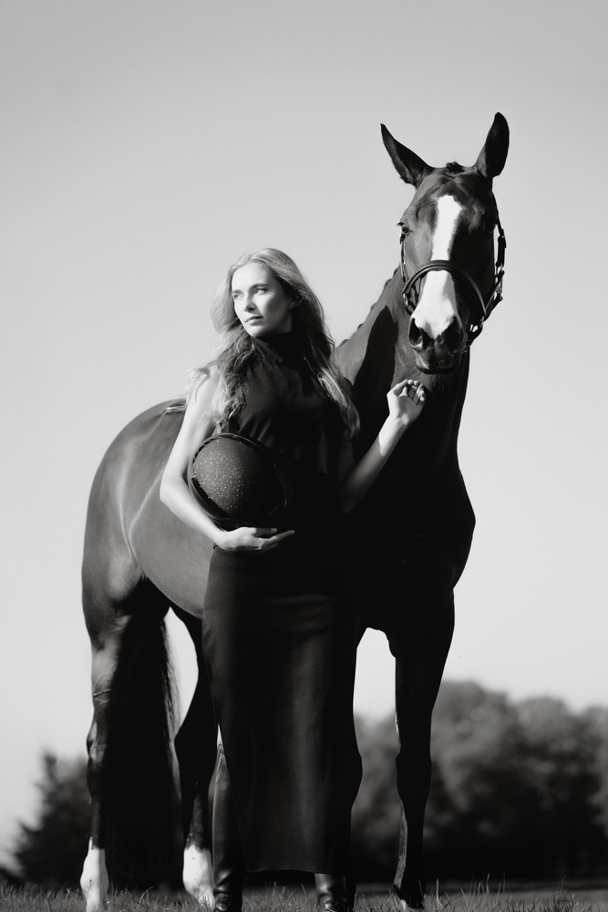 AIRLUXE SUPREME GLAM Long Visor Erwachsener, Weiblich, Person, Frau, Colt Horse