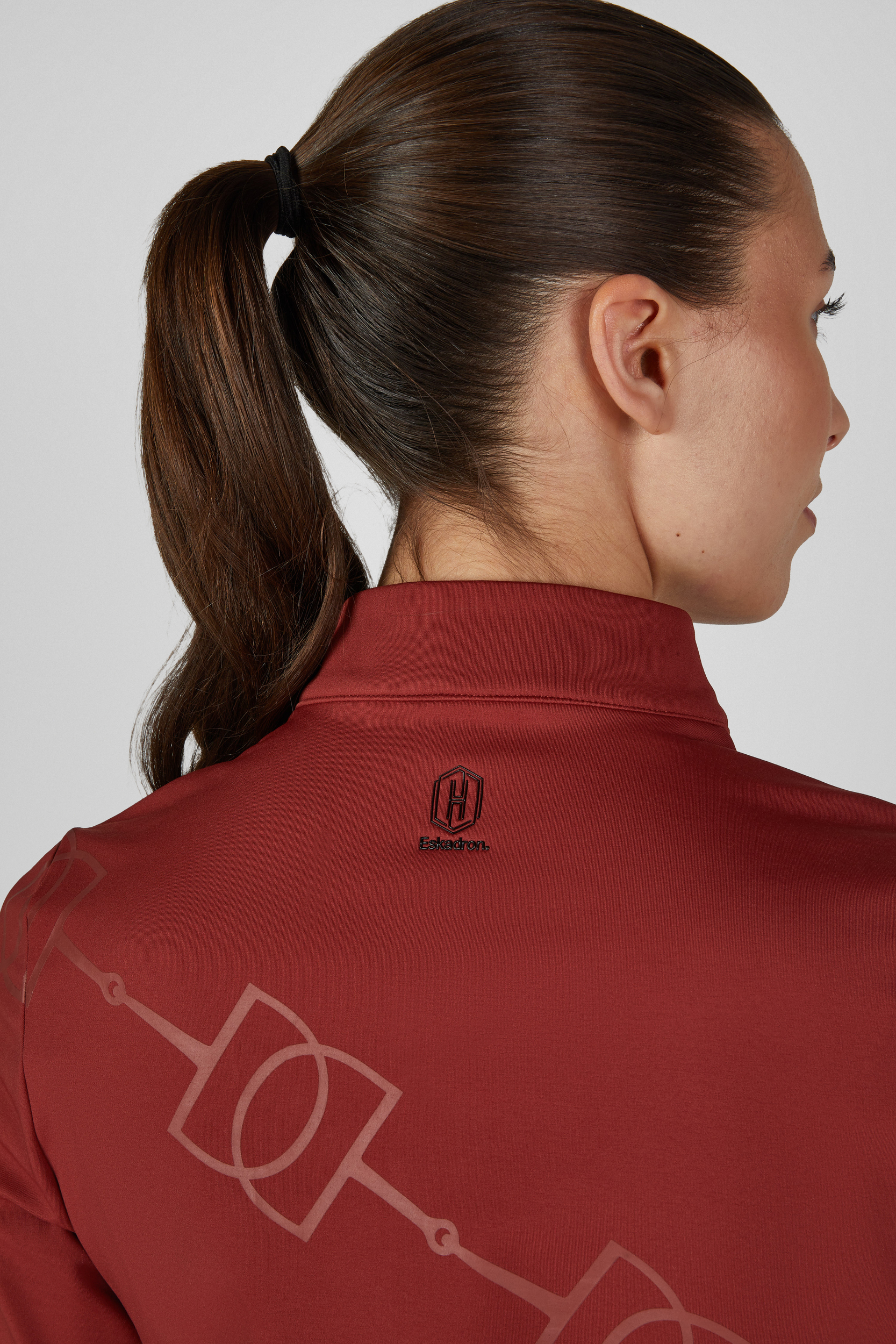 Reitshirt, Damenoberteil, Bordeauxrot, Stehkragen, Pferdeprint, Reitjacke, Bordeauxrot, Stehkragen, Langarm, Pferdeprint