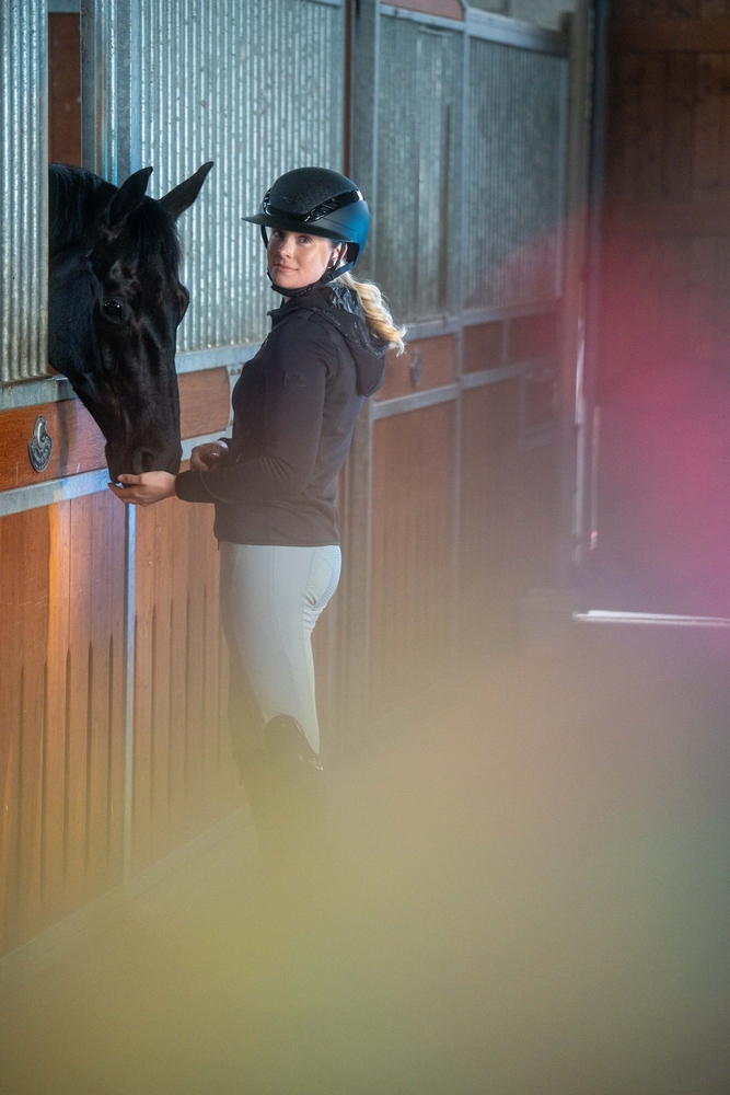 AIRLUXE SUPREME GLAM Long Visor Helme, Schutzhelm, Person, Portrait, Colt Horse