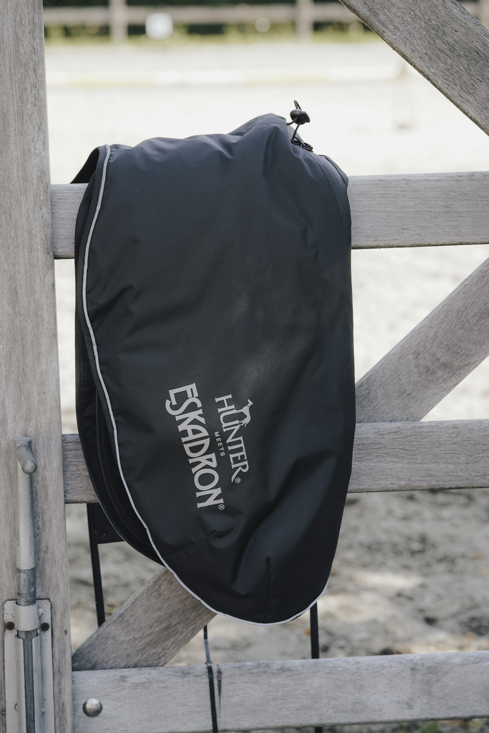 Rucksackhülle, Regenschutz, Fahrradtasche, schwarz, Abdeckung, Sitzbezug, Schutzhülle, Ersatzbezug, Reitzubehör, Hunting?