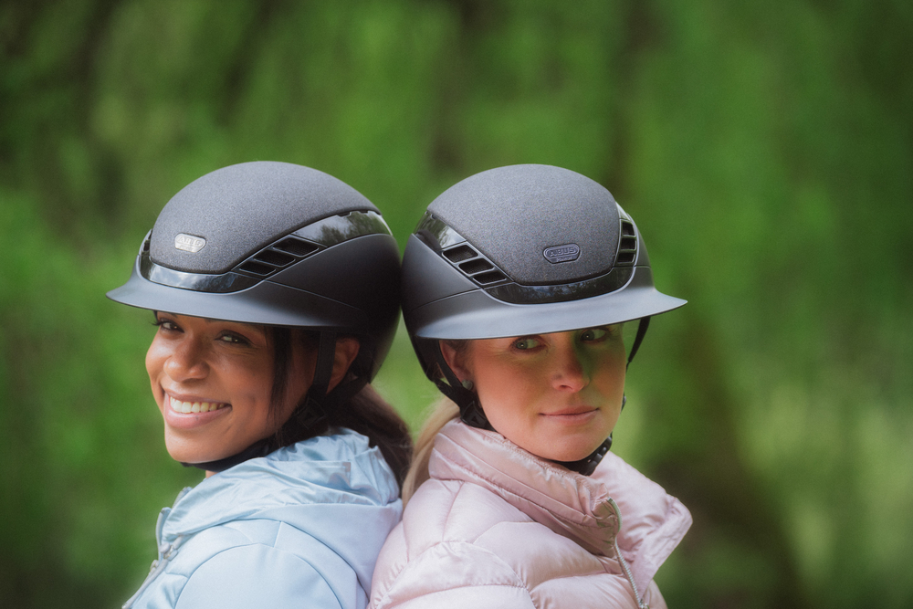 AIRLUXE SUPREME GLAM Short Visor Helme, Bekleidung, Schutzhelm, Person, Gesicht