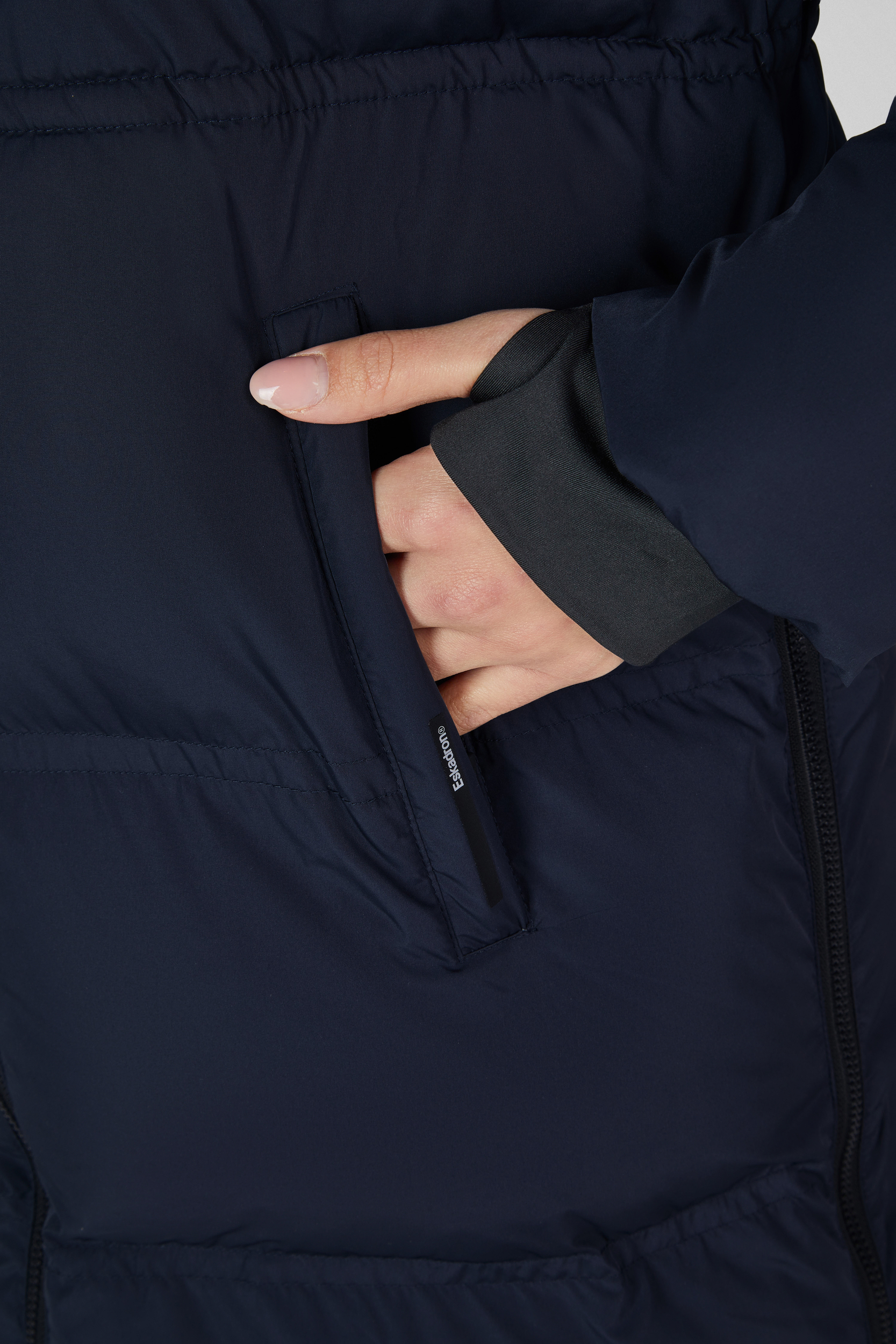 Tasche, Reißverschluss, gefütterte Jacke, marineblau, Außenbekleidung, Pufferjacke, Reißverschlusstasche, Handtasche, marineblau, Oberbekleidung