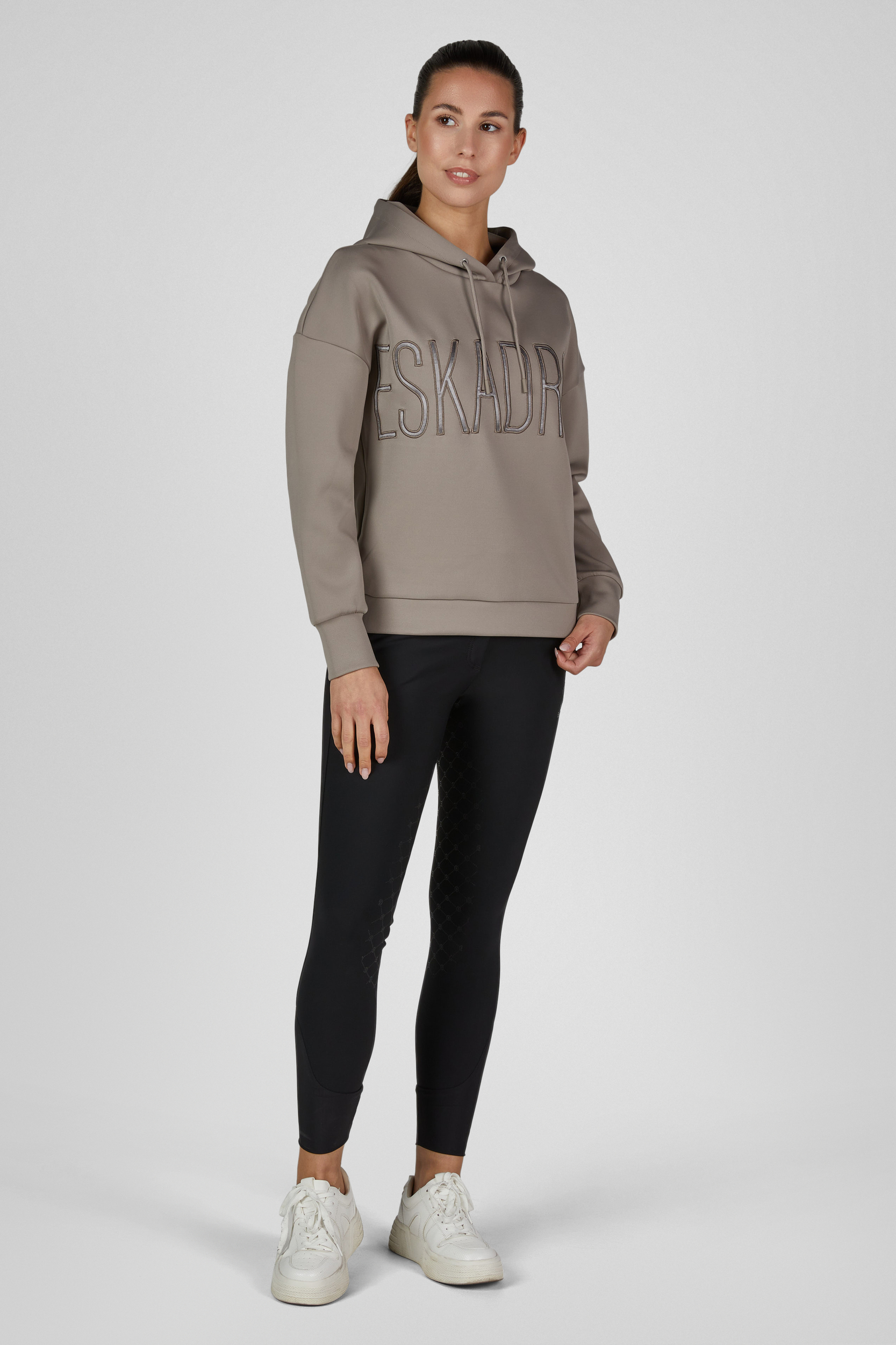 Kapuzenpullover, Taupe, Logostickerei, Kordelzug, Leggings, Damen-Hoodie, Kapuze, Taupe, Logostickerei, Schwarze Leggings