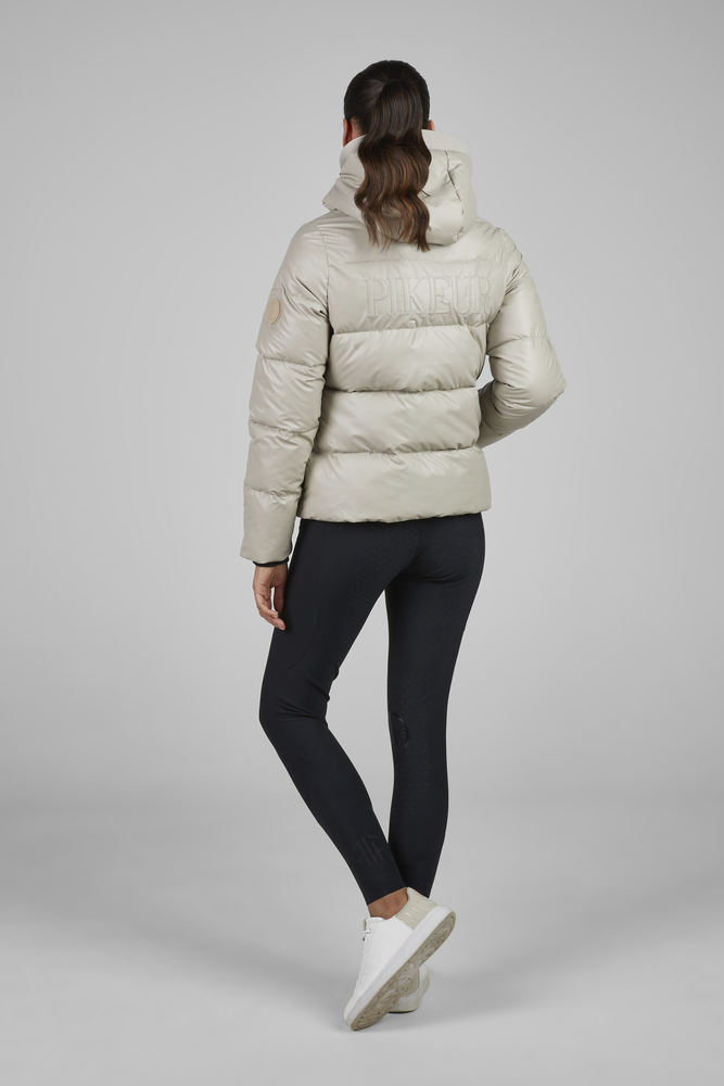 Mantel, Jacke, Kapuzenpulli, Person, Frau