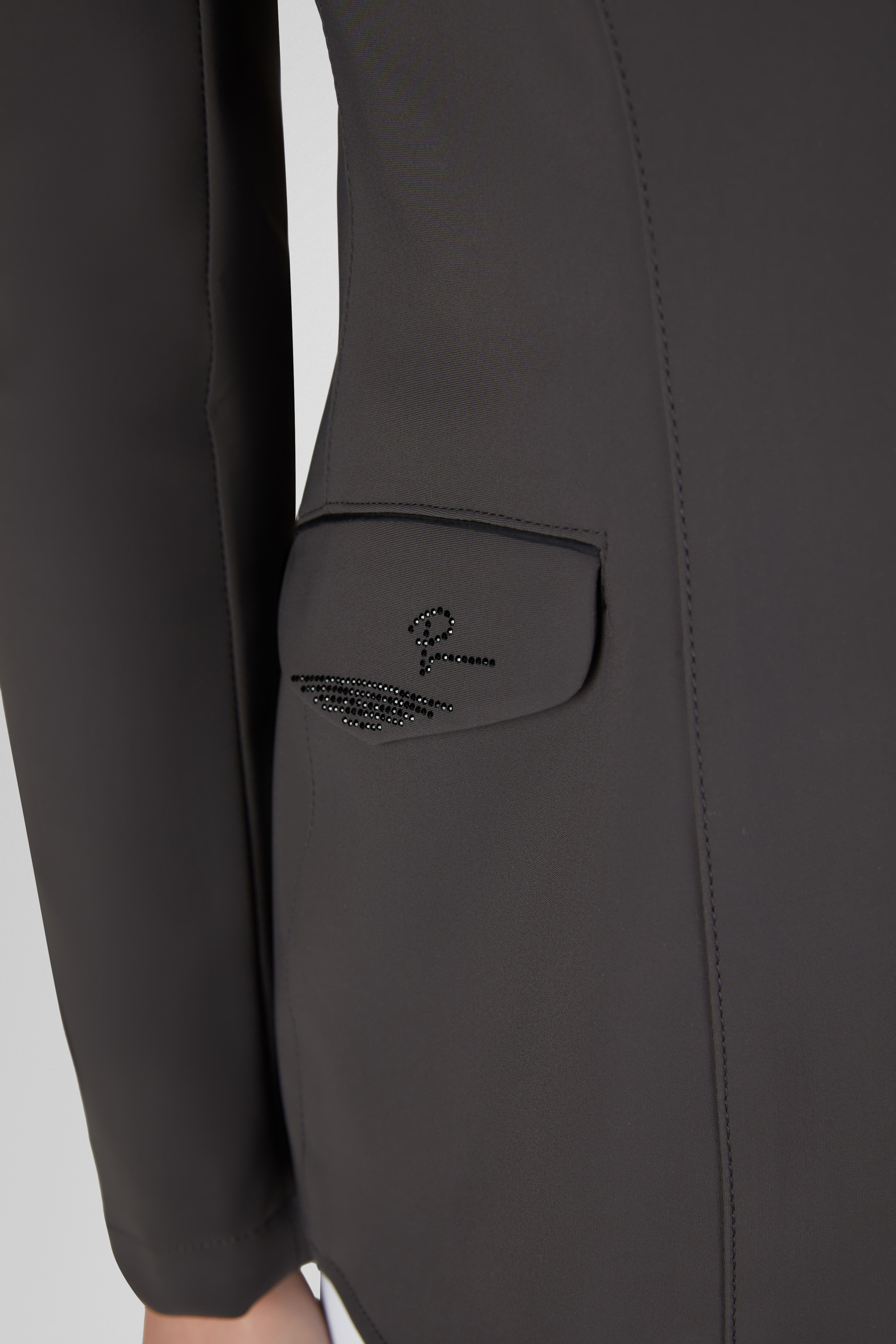 blazer, Tasche, verziert, schwarz, langarm, Reißverschluss, Kragen?, Glatte Oberfläche, Schwarz, Kunstleder, jacket, Taschen, Arm, Politur, Kristallverzierung