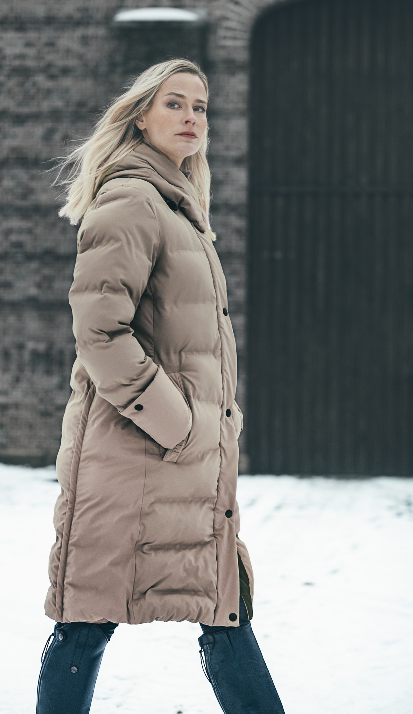 Pufferjacke, langer Mantel, beige, Winteroberbekleidung, gefütterter Mantel
