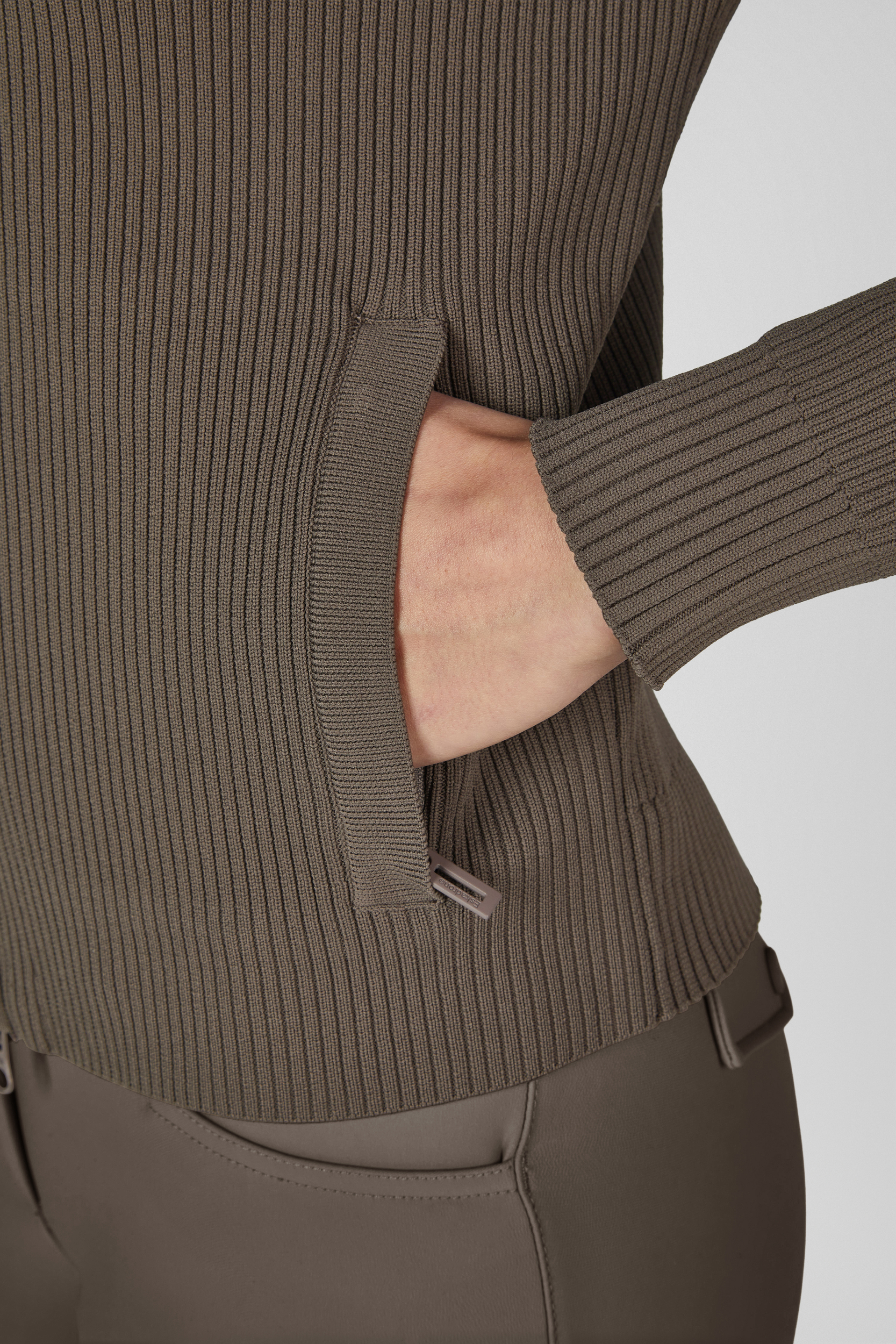 ribbed, Pullover, Tasche?, Kragen?, Knit