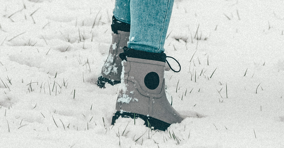 Winterstiefel, graues Obermaterial, schwarze Sohle, Schneestiefel, Wasserdicht, Winterstiefel, graue Stiefel, schwarze Sohle, hoher Schaft, Schneestiefel